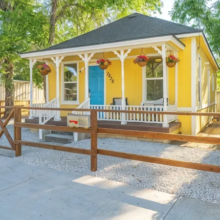 Charming Family 2Br Midtown Reno - Pets Welcome