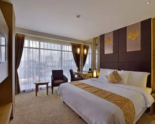 Grand Tjokro Jakarta Hotels near Grogol