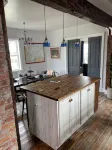 Historic 1886 House locate convienently - 4 estrellas