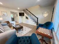 Charming 2 BR Townhome in the Heart of Homewood - 4-Star