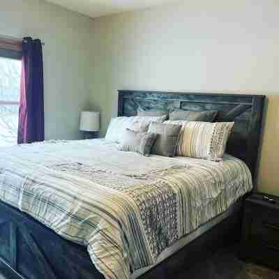 Oakdale Oasis- Close to everything Rooms