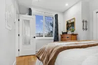 PRIVATE Hot Tub with Valley Views!! - Bungalows