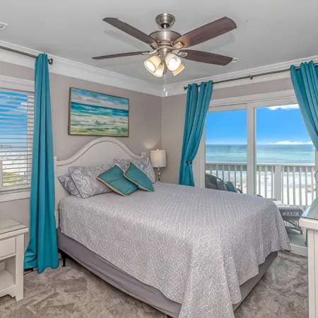 Snowbirds Let's Book Now. 35% Off for Nov-March!