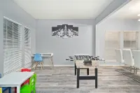 Stylish Modern House  4Br/3BA  Home in McKinney - 4-Star