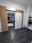 Zentral Gelegenes Neues Appartment
