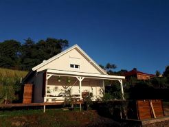 Superb Villa Ti 'Punch modern comfort in Guadeloupe
