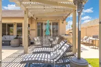 Heated Pool 88 Degrees No Fee and Golf Course View! - Wifi