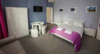 Studios at Glenthorne - 4-Star