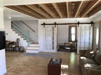 Charming Historic Mackinaw City Cottage - Homestays