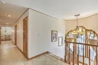 Private Massive Pool, Tennis Court, Basketball Court, Game Room, 6mi. to Strip - 私人泳池