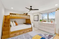 Newly Listed! Rare Modern Luxury in Milton - 4-Star