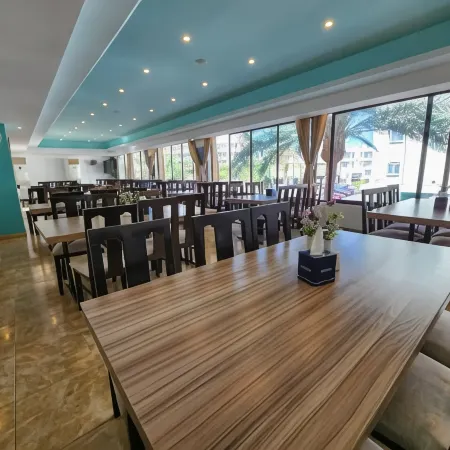 Aquavista Hotel & Suites