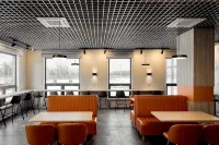 3A Oktyabryskaya M4 Hotel - 2 ดาว