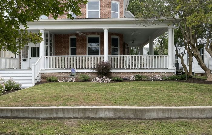 Spacious restored 1914 historic home steps from the beach.