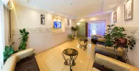 Profsoyuznaya Hotel - Pet Friendly