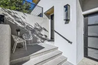 Luxurious Rental with Ideal Downtown Proximity - Stroll to Pearl Street and CU. - 4 Sao
