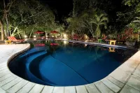 Jungle Lodge Tikal Hostal - Pools