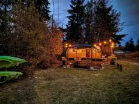 Beachfront Steampunk Airstream, Cosy Year-Round Glamping on the Kitsap Peninsula - 4-Star