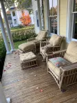Historic Silver Beach house - 1 block from downtown State St. - Wi-Fi
