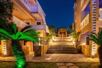 Villa Gereoudis Sea View Rooms Pool & Bar - Apartments