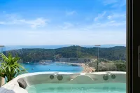 Livinghome Suites - Hot Tub