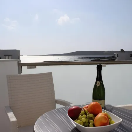 Thalassa Suites