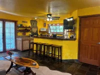 Lazy Lehua Cottage - Boutique