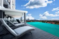 Reserved Suites Illovo - Infinity Pools