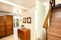 Hilltop Hideaway: Lakefront Cottage in the Smoky Mountains - 4-Star