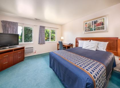 Riverview Lodge