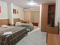 Magnus Plaza Hotel Hotels in Макапа