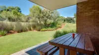 JoziStay @ Jackal Creek Apartments Hotels in Roodepoort
