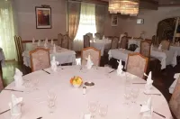 Hôtel & Restaurant Du Commerce Hôtels à : Lugny