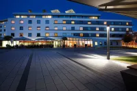 Leonardo Hotel Esslingen Hotels near ARA landscaping