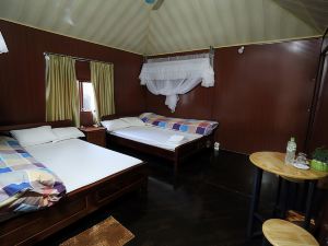 Green Hill Hostel & Homestay