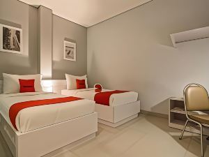 RedDoorz Plus Near Soekarno Hatta Airport 2