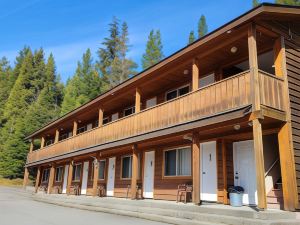 Kitimat Lodge