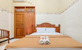 Hotel Shinta 2 Near Alun Alun Kertosono Mitra RedDoorz