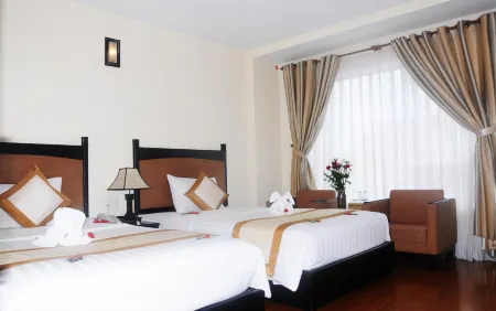 Khách sạn Thân Thiện