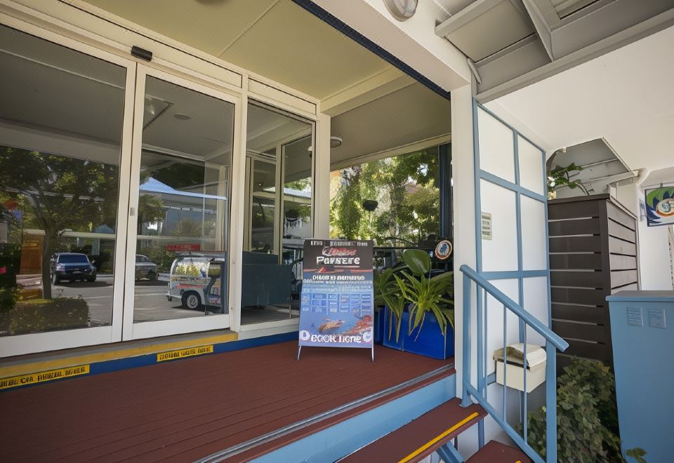 2. 케언즈 센트럴 ..