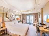 ويندهام جراند إسطنبول كالاميس مارينا هوتل Hotels near جادة بغداد