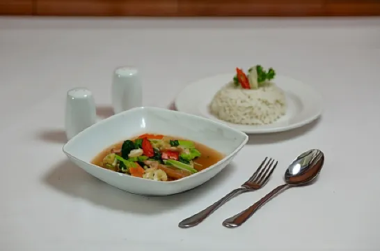 Zizz Convention Hotel Отели рядом с достопримечательностью «Mahendradatta University Bali»