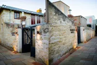 Warders Hotel by Garde