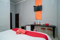 RedDoorz @ Jalan Pendidikan Mataram Các khách sạn ở Mataram