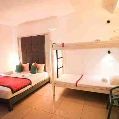 Clock Inn Dehiwala Rooms