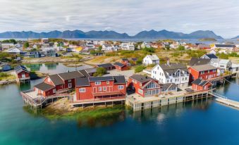 Henningsvær Rorbuer