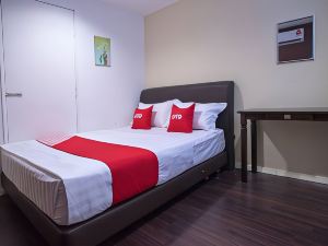 OYO 90281 Hotel Taj Seksyen 13