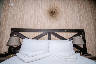 Seabo Luxury Self-Catering Apartments Hotels near Temogo Safari