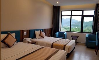 A Sim ba be Lake Hotel