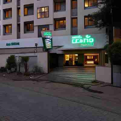 Hotel Leafio Marigold-Near Airport Hotel Exterior